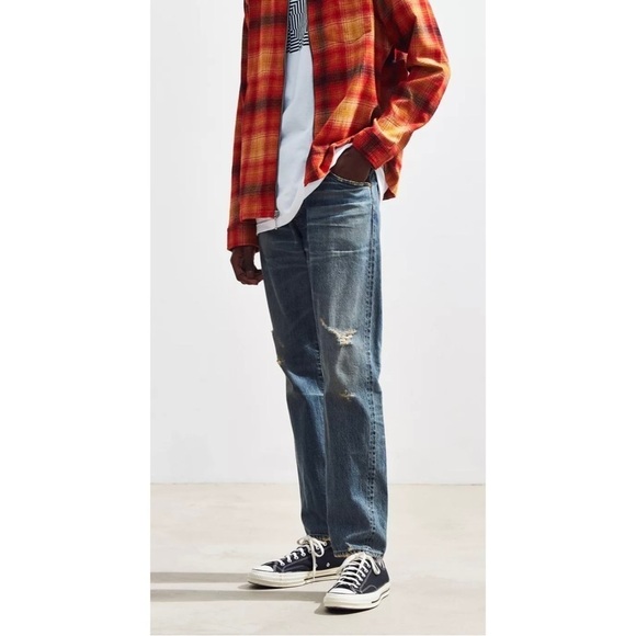 Citizens Of Humanity Distressed Rowan Relaxed Slim Jean - Picture 1 of 13